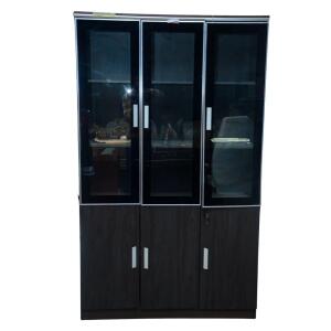 GLASS CABINET B2-3